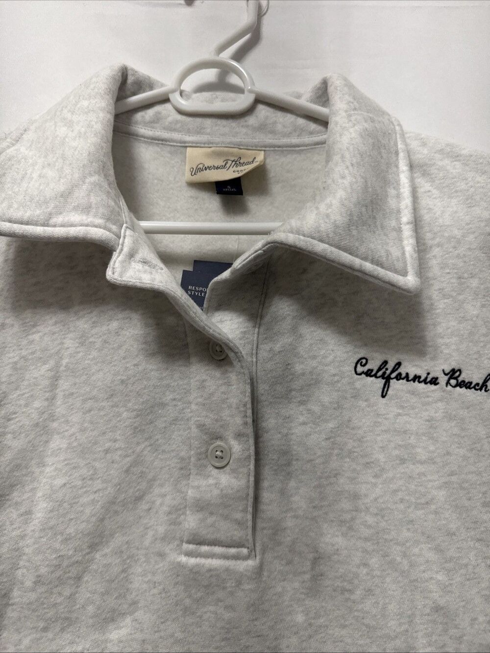 Universal Thread Women’s Cotton Collared Sweatshirt NWT Size M Gray - Picture 2 of 9